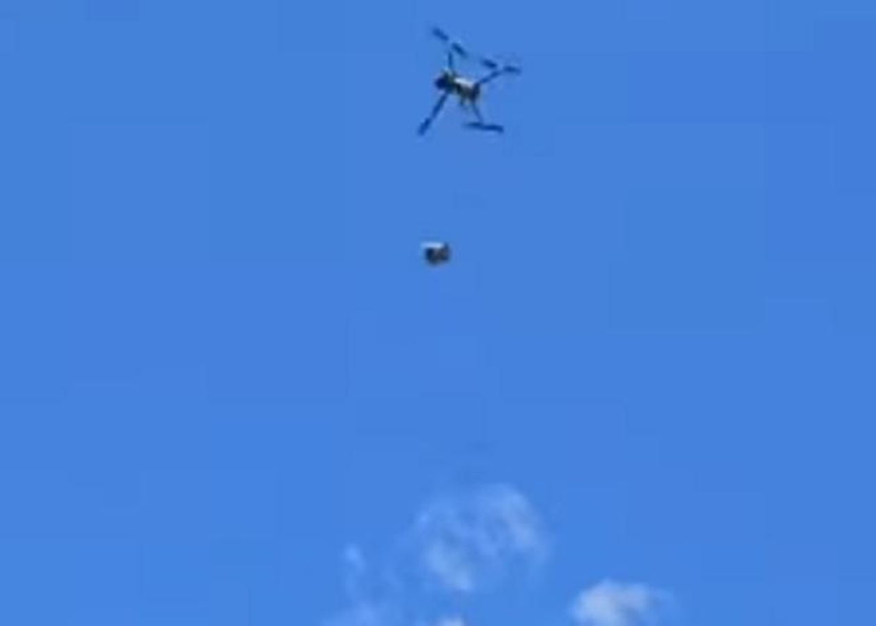 Паски бійцям ЗСУ на фронті доставляють дрони