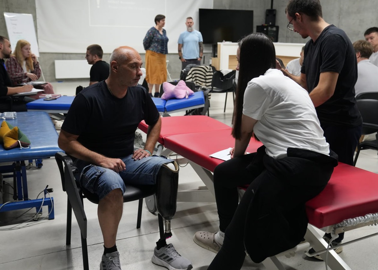 РекламаРішучість знову засяяла в його очах: що означає справжня реабілітація для українських військових