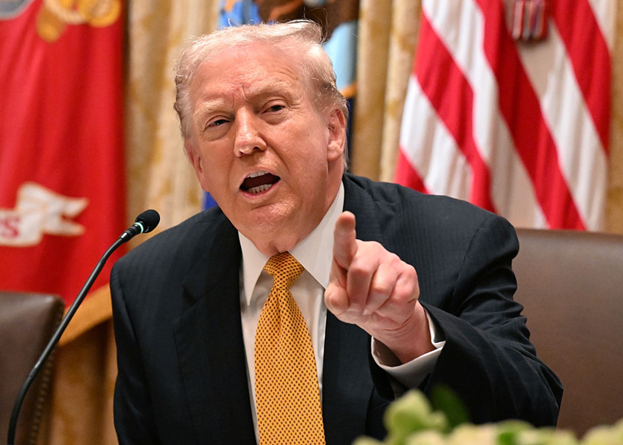 Трамп пообіцяв  по $2 тисячі кожному американцю