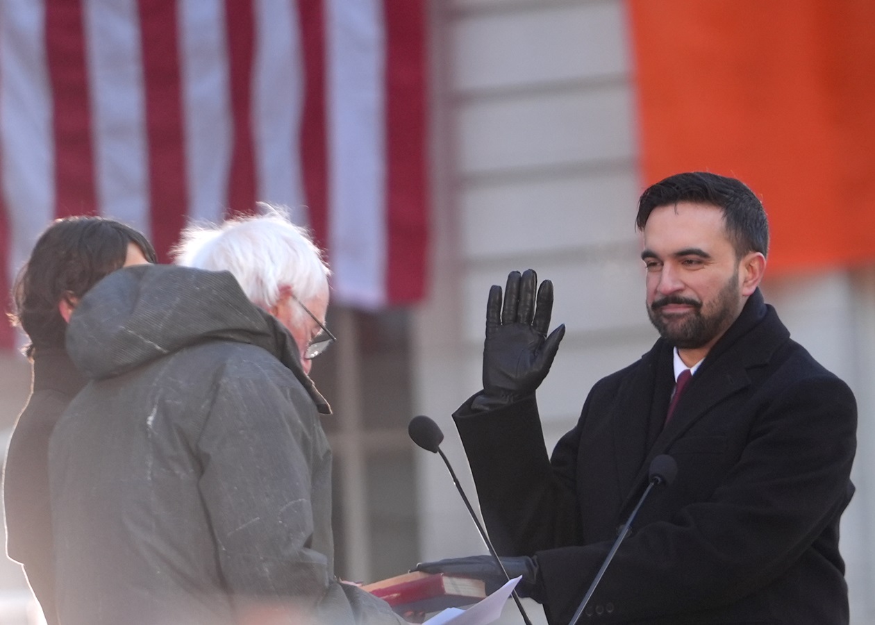 Вперше в історії: мер Нью-Йорку склав присягу на Корані