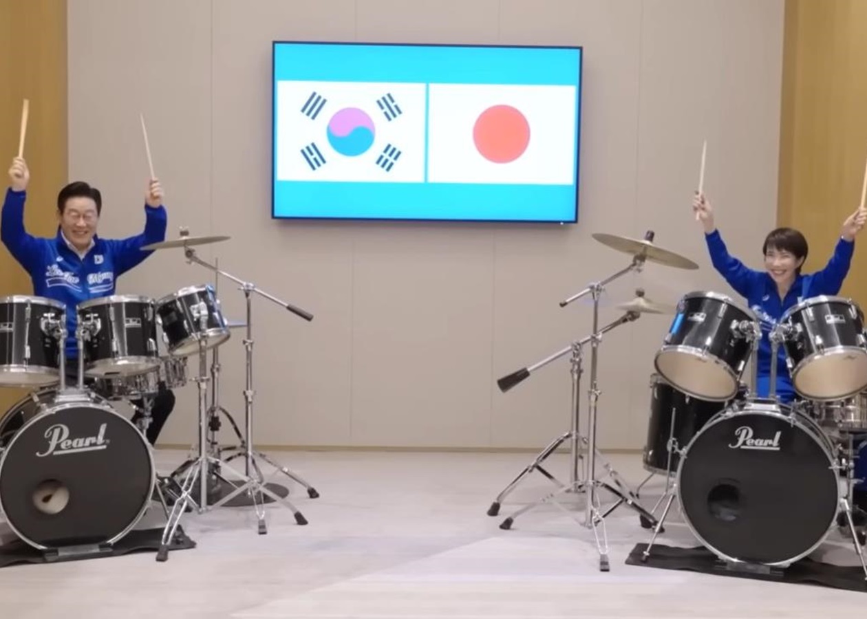 Лідери Японії й Південної Кореї разом зіграли на барабанах