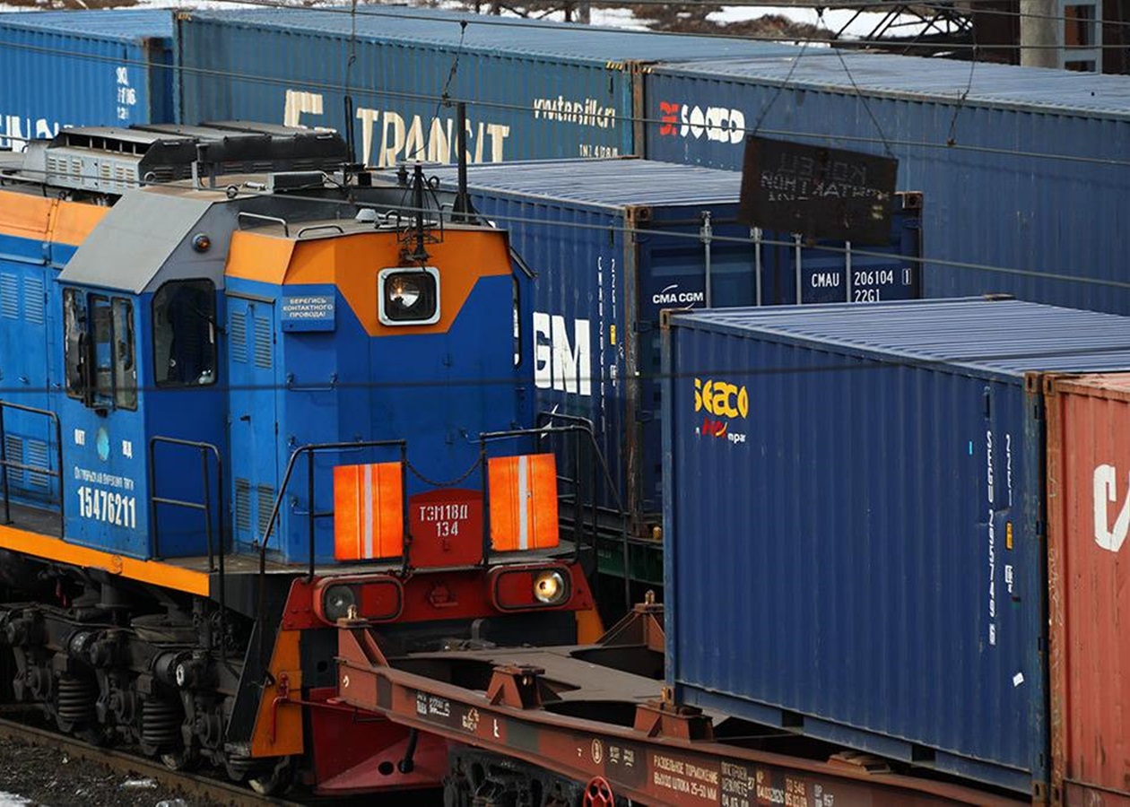 Імпортери РФ змушені уникати привозу товарів з Китаю через Казахстан - ЗМІ