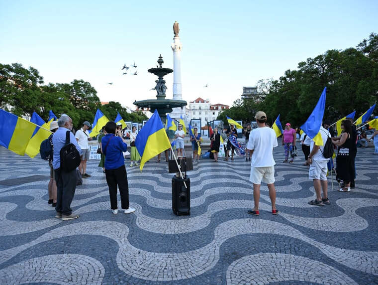 У Португалії українська громада провела акцію на підтримку України