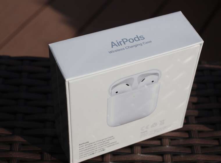У Львові п’ятеро чоловіків продавали підроблені AirPods на понад 640 тисяч гривень: суд виніс вирок
