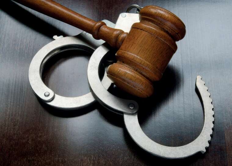 Щонайменше 24 удари ножем: киянина виправдали у справі про вбивство та звільнили просто в залі суду