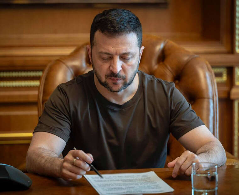 Зеленський доручив Корецькому та Марченко перевірити роботу податкової