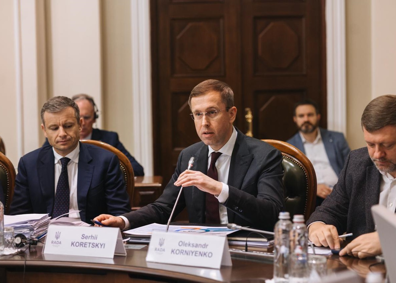 В України закінчуються держфінанси – прем'єр