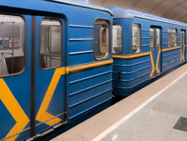137,5 мільйона гривень збитків на перевезенні вагонів: НАБУ повідомило про підозри службовцям метро